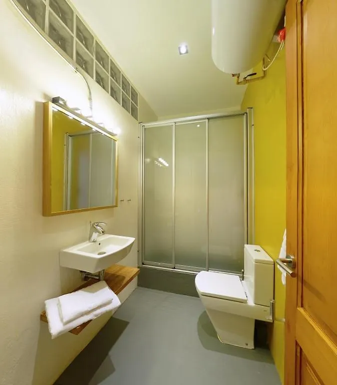 Visit-Bcn Cosmopolitan Apartments Barcelona