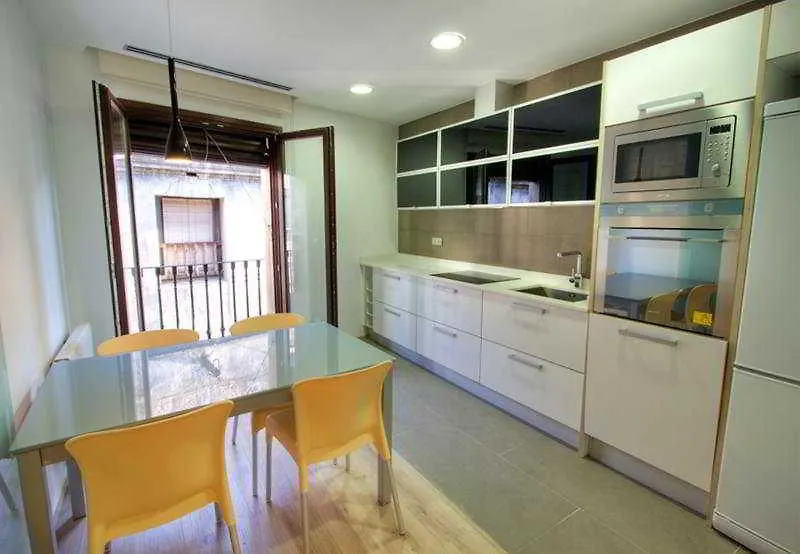 ברצלונה Visit-Bcn Cosmopolitan Apartments 4*,