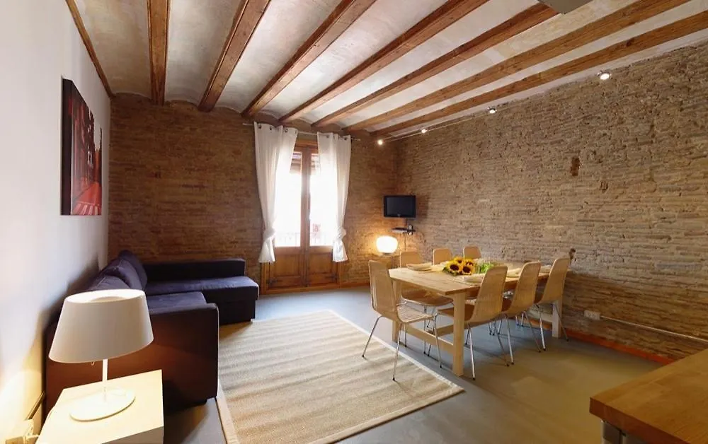 Visit-Bcn Cosmopolitan Apartments Barcelona 4*,