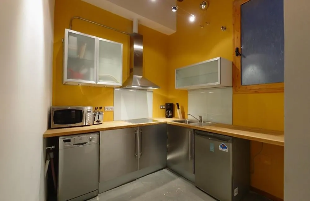 Visit-Bcn Cosmopolitan Apartments Barcelona Hotel